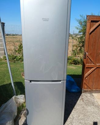 Frigorifero combinato ariston