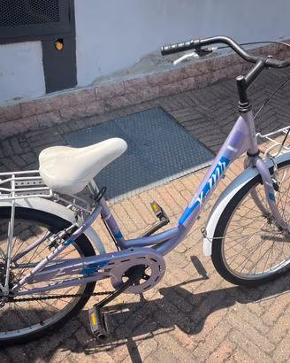 Bicicletta ragazza