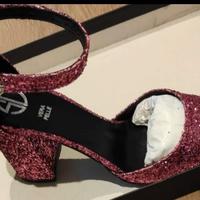 Scarpe e pochette glitter fuxia