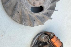 volano e statore Vespa 50 R L Special contatti