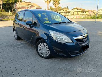 Meriva 1.3 valuto microcar per scamb..