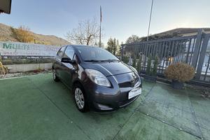 TOYOTA YARIS 2" SERIE