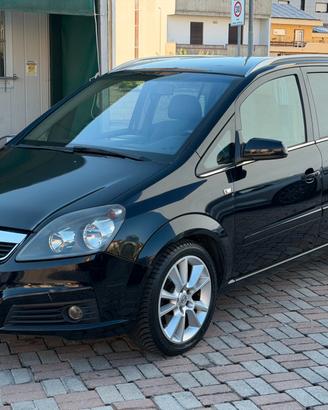 Opel Zafira 1.9 16V CDTI 150CV Cosmo