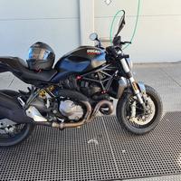 Ducati Monster 821