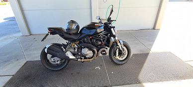 Ducati Monster 821
