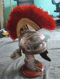 Replica dell'elmo romano
