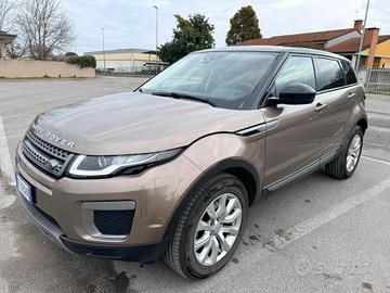 Land Rover Range Evoque 2.0 TD4 180 CV 5p. Pure