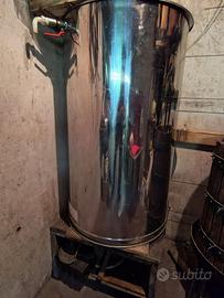 Ciaterna in acciaio inox da 500 litri .