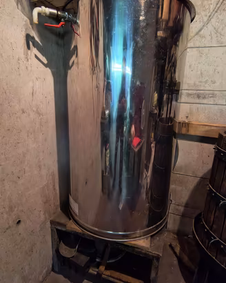 Ciaterna in acciaio inox da 500 litri .