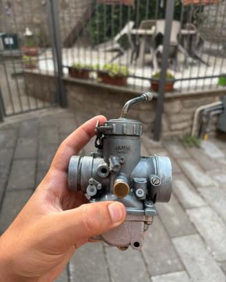 Carburatore mikuni 28