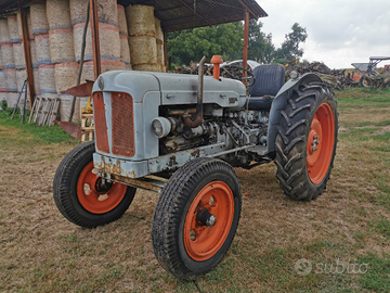 Trattore Fordson Major