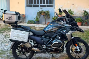 Bmw gs 1250 exclusive full tris valigie