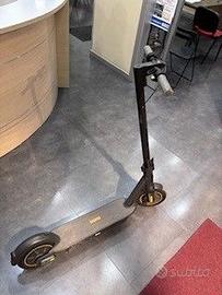 Monopattino Ninebot g 30