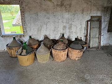 damigiane a che se le porta via