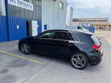 Mercedes classe A 180 premium pack amg interno