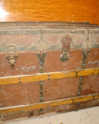Baule fine Ottocento