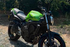 Yamaha FZ 600 Naked