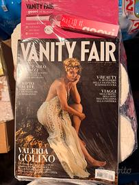 Rivista vanity fair con omaggio