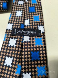 cravatta Yves Saint Laurent 