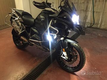 BMW GS1200 Adventure Triple Black