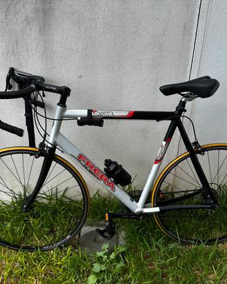 Bici da strada frera