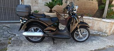 Scarabeo 150