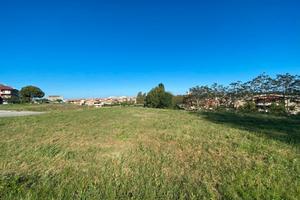 Lotto Edificabile Pronto per la Tua Casa dei Sogni