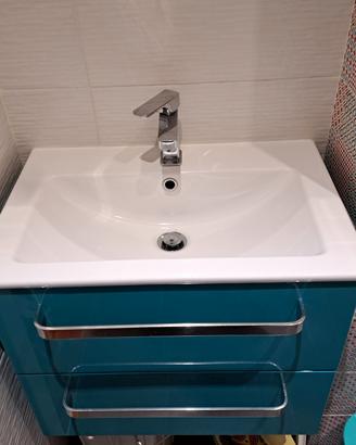Mobili bagno laccato blu Puntotre arredamenti