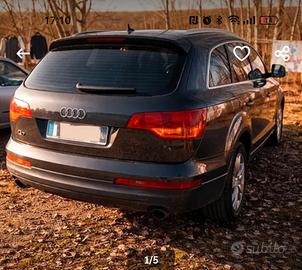 audi Q7 