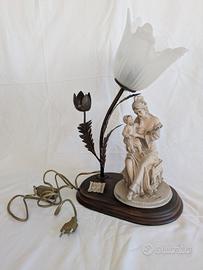 Lampada soprammobile con statuetta