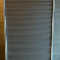 Mobile con serrandina e chiave – bianco