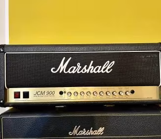 Testata Marshall JCM 900