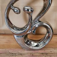 scultura in ceramica in smalto 