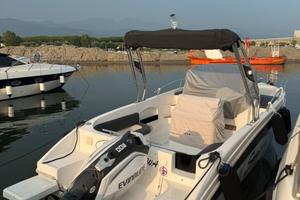 Saver 750 WA con elica di prua