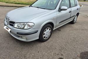 Nissan Almera Tino 5 porte 12 MESI DI GARANZIA