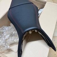 sella piatta rialzata MT 09