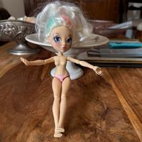 Bambola fashion doll articolata capelli bianchi