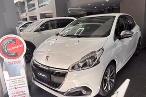 Peugeot 208 1.6 BlueHDI 75cv Allure ITALIANA