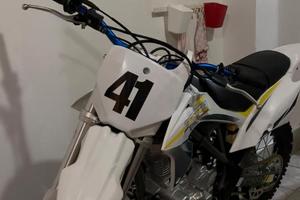 Pit bike