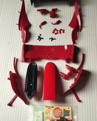 Alettoni e Parti Carrozzeria Ferrari F2004 Kyosho