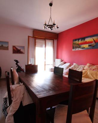 Sala come nuova in stile etnico 