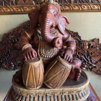 Ganesha indiano in legno
