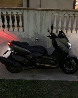 Yamaha Xmax 400