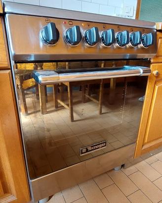Forno con piano cottura in ceramica Tecnogas
