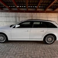 Audi A4 2.0 tdi 177 cv Quattro s.w. S Line