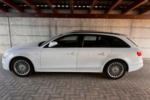 Audi A4 2.0 tdi 177 cv Quattro s.w. S Line