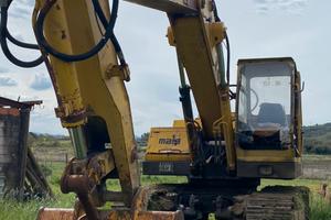 Escavatore Laltesi maia 180 q.li