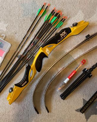 Arco ricurvo per tiro con l'arco