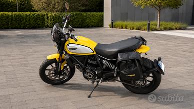 Ducati Scrambler 800 - perfetta soli 9585 km