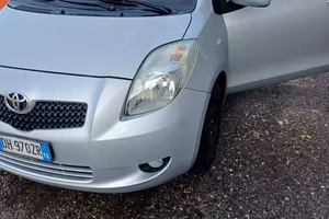 Toyota Yaris 1.3 5 porte